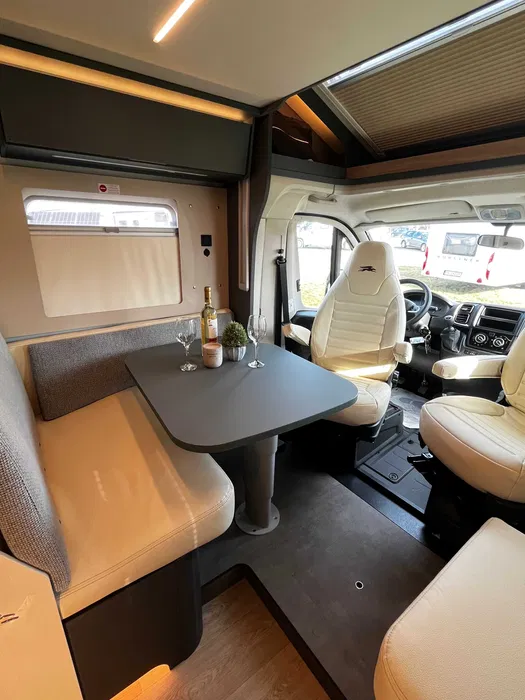 Przestrzeń dzienna w Laika Kosmo L409 XCamp