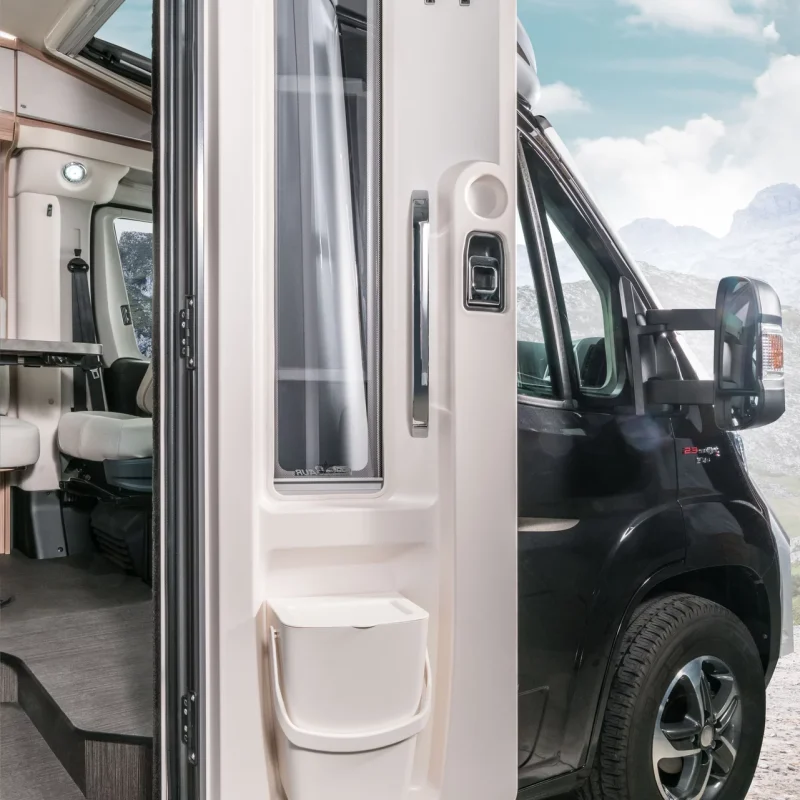 hy18_ext588_chia_eco_interior_tuer_in_funktion_1